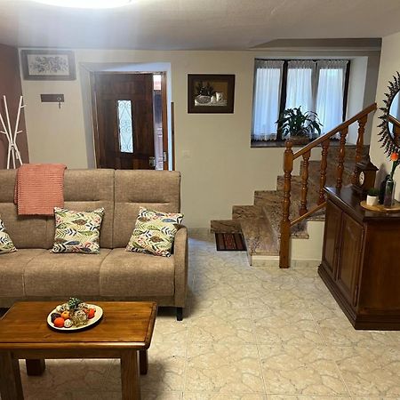 Apartamentos Rurales Los Villares Colunga Exteriör bild