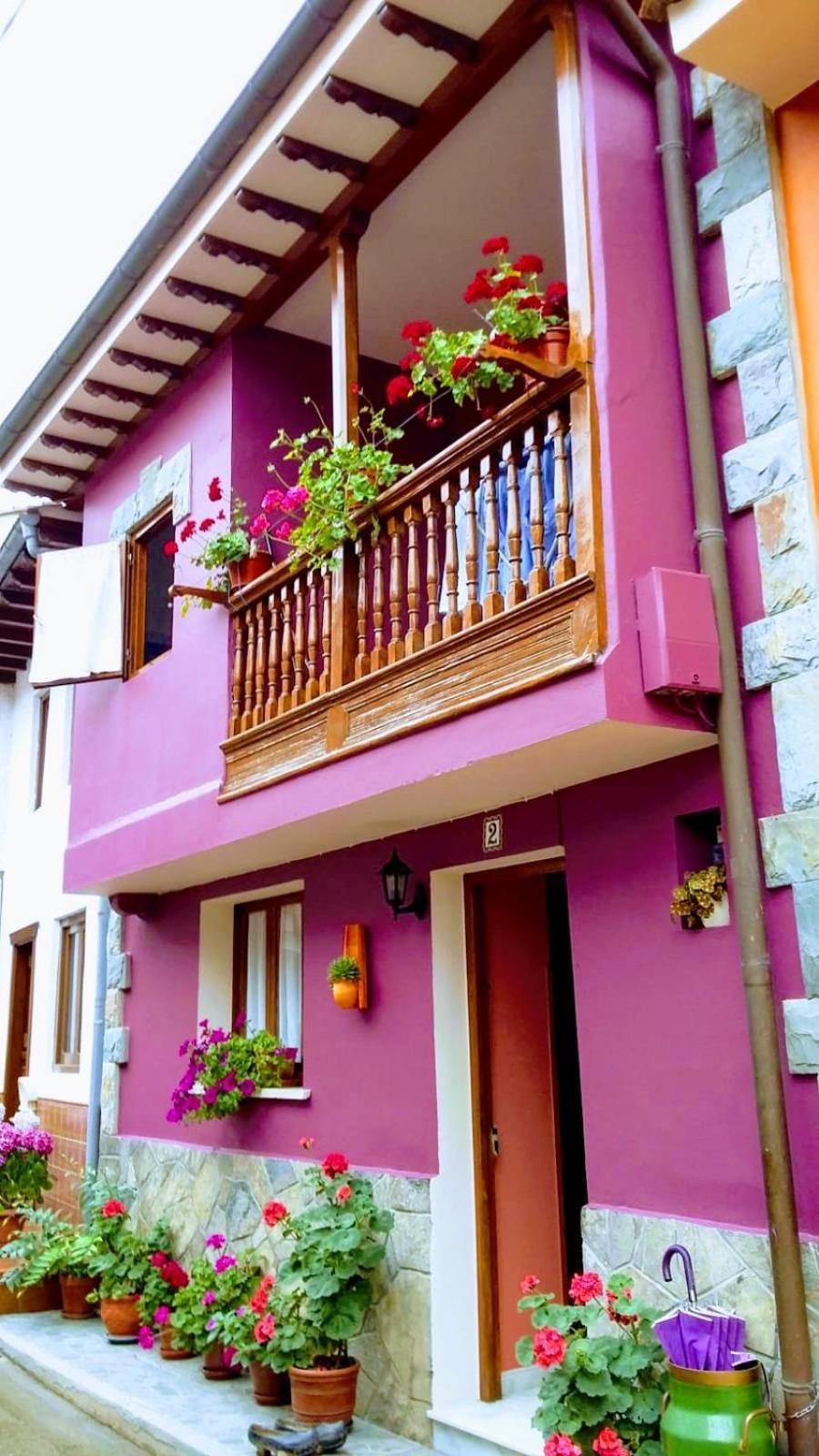 Apartamentos Rurales Los Villares Colunga Exteriör bild